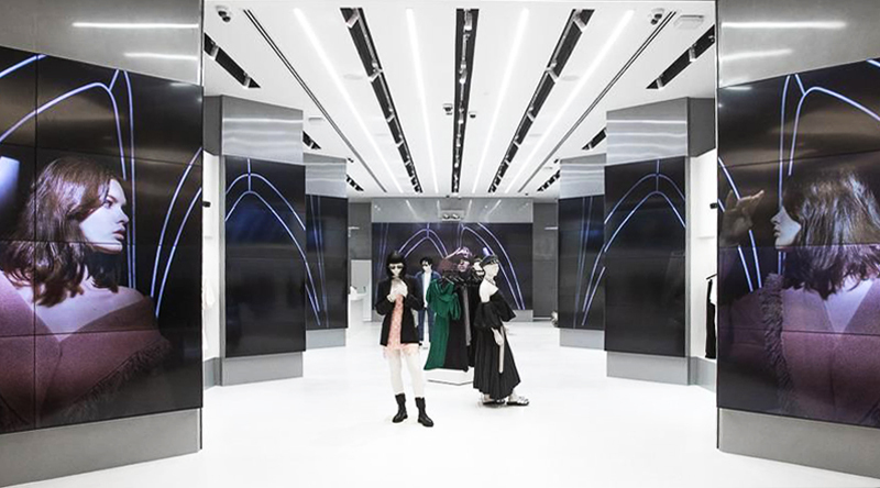 Store of the Future in Mall of Emirates